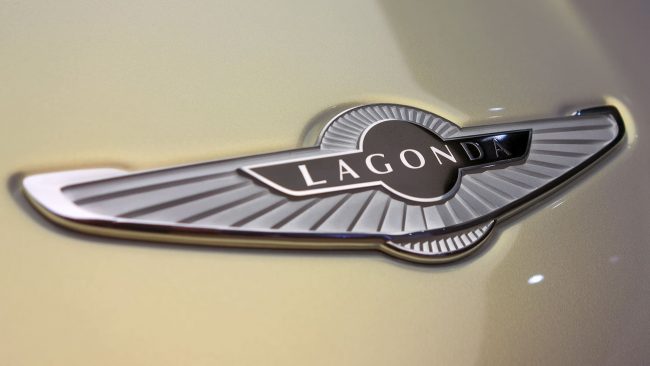 Lagonda Logo mit Flügeln